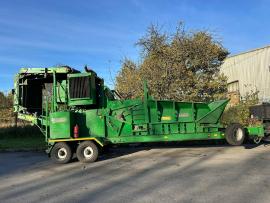 Sminuzzatore e tritturatore BANDIT BEAST 1680 |  Lavorazione dello scarto di legno | Macchinari per la lavorazione del legno | Lift cranes s.r.o.